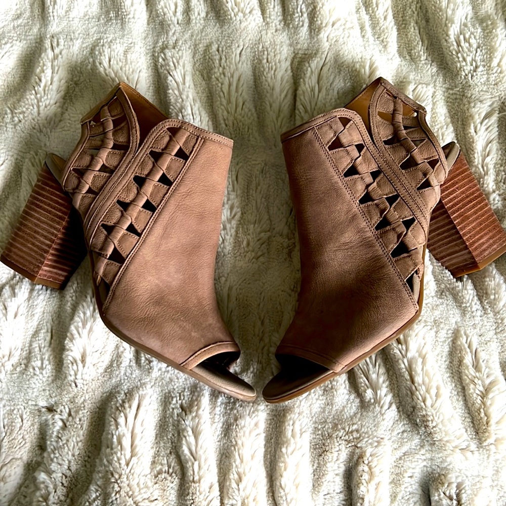Franco Sarto Heels